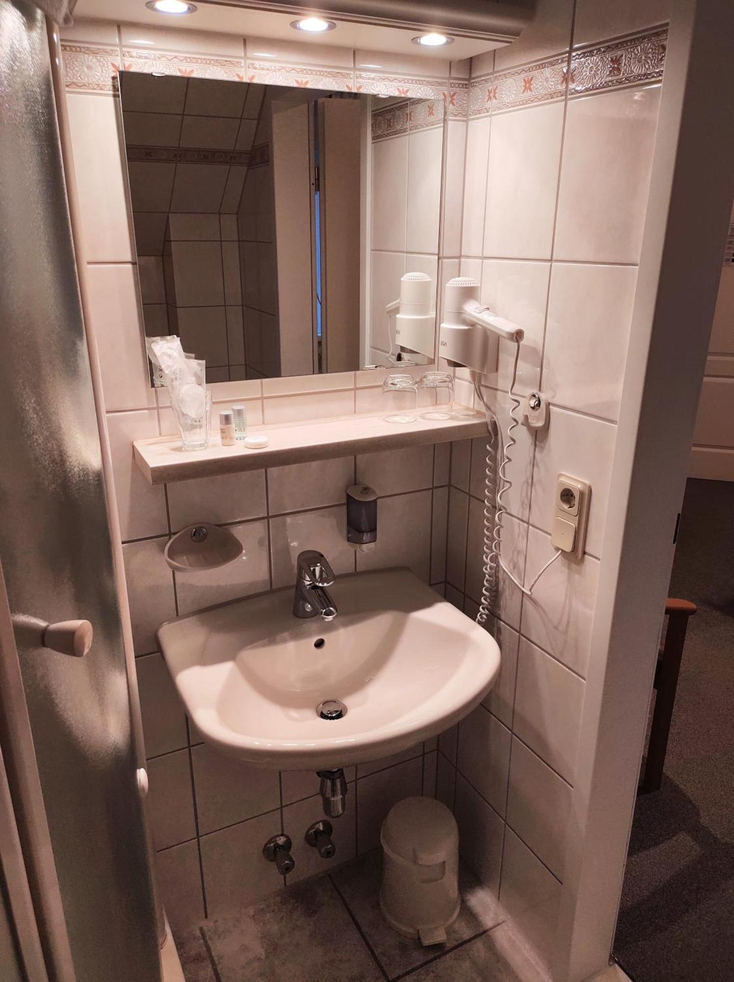 Hotel Weinhof Gross Mackenstedt Stuhr Ruang foto